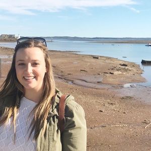 Meet your Posher, Claire